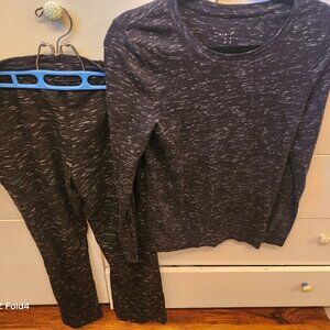 Cuddleduds set. Top and pants Black medium